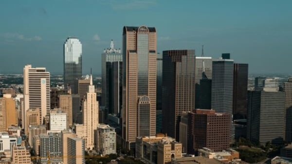 ダラスの住宅価格が10年間で142％急騰、報告書で明らかに