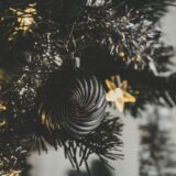 お手頃から本格派まで：北ダラスのクリスマス装飾どこで買う？