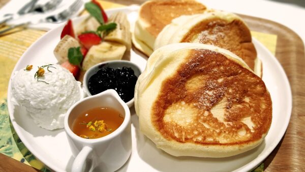 20年以上愛されるダラスの地域密着カフェ！ターンキー事業で即営業開始可能！固定客が多く安定した収益基盤あり